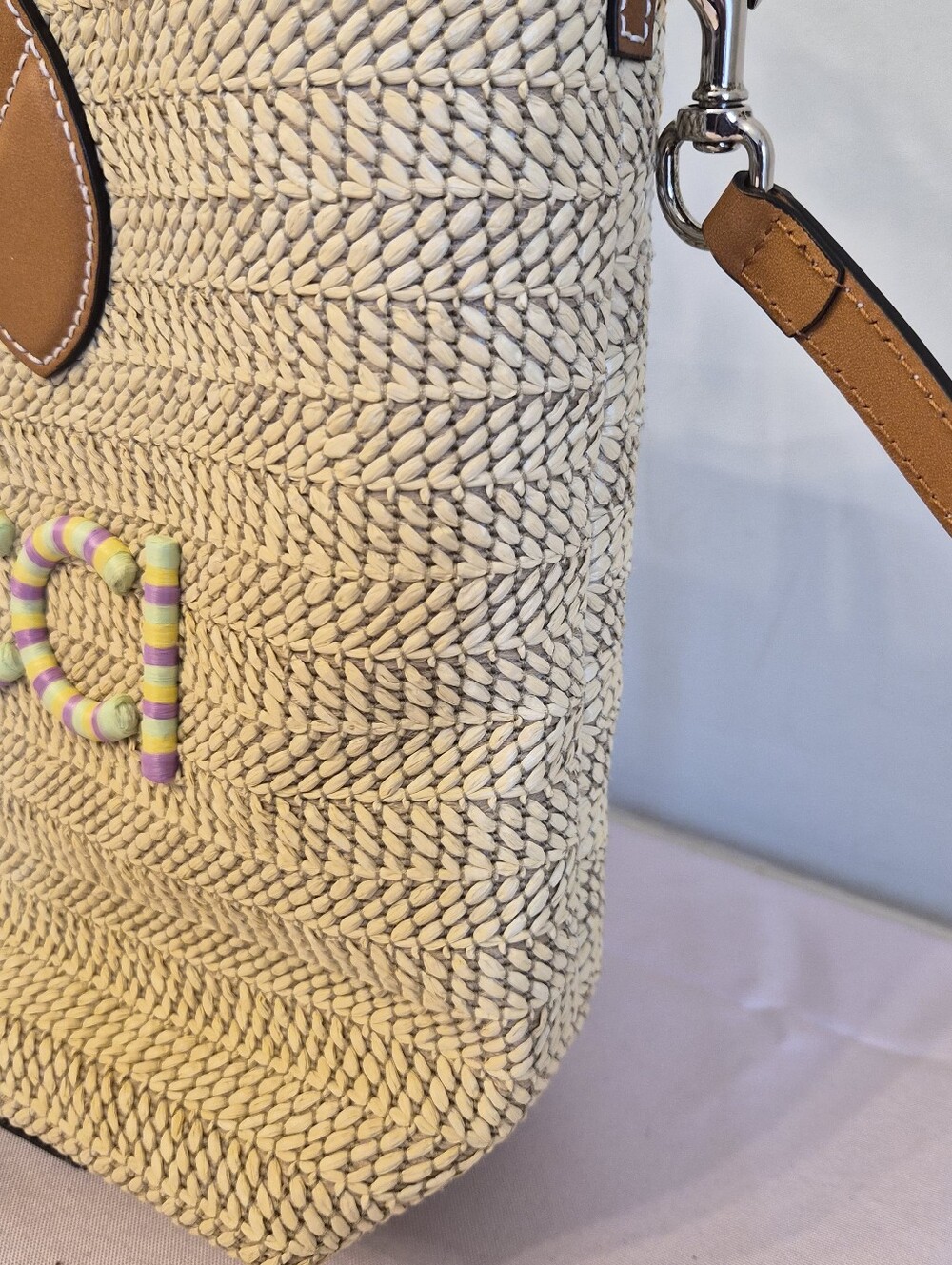 Authentic Gucci Horsebit 1955 bag featuring beige and brown oversized GG canvas - Picture 3 of 14
